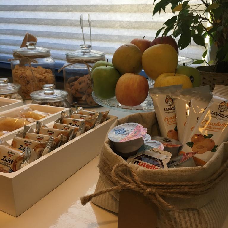 Starhost - Petit B&B 살레르노 외부 사진